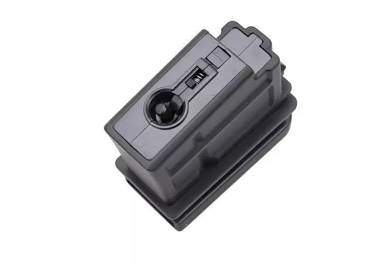 Low-cap type magazine for the SL8 type replicas