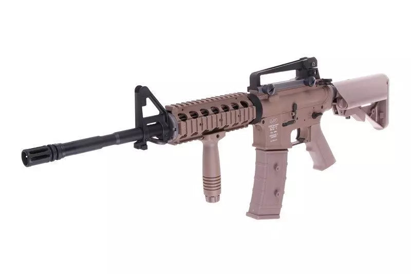 LMT Defender RIS carbine replica - tan