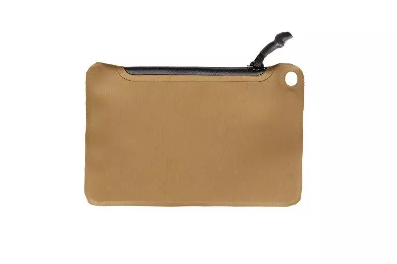 Small universal pocket - Dark Earth