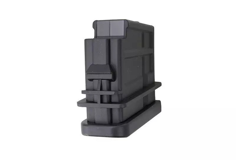 Low-cap type magazine for the SL8 type replicas