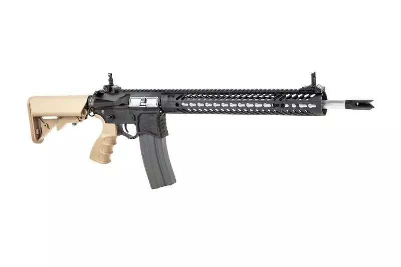 AR15 SBR8 SP223 Carbine Replica - black/tan