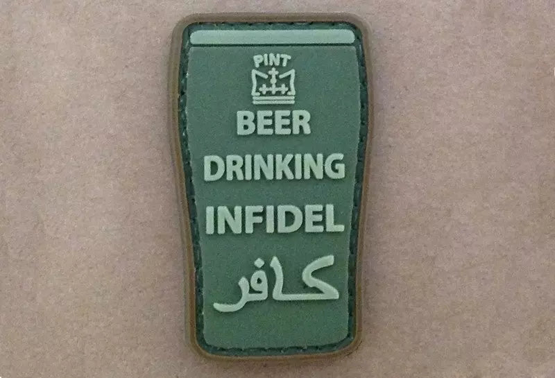 Patch 3D - Beer drinking infidel - Olive