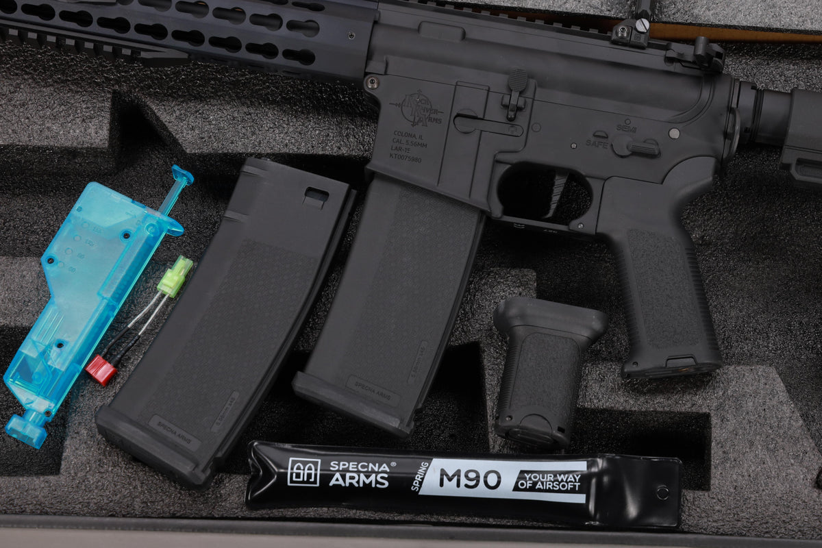 Specna Arms RRA SA-E07 EDGE™ HAL 2 ETU Light Ops Stock Gen. 2 airsoft Carbine Black