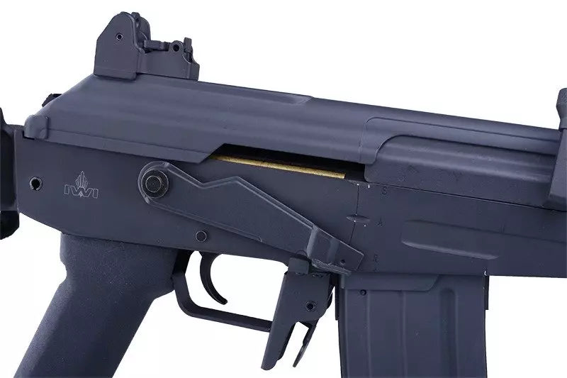 CM043B Assault Rifle Replica