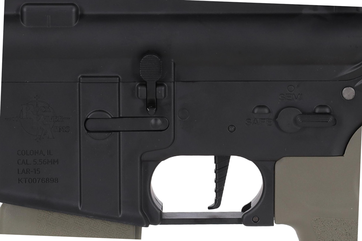 Specna Arms RRA SA-E17 EDGE™ HAL 2 Light Ops Stock Gen. 2 Olive airsoft Carbine
