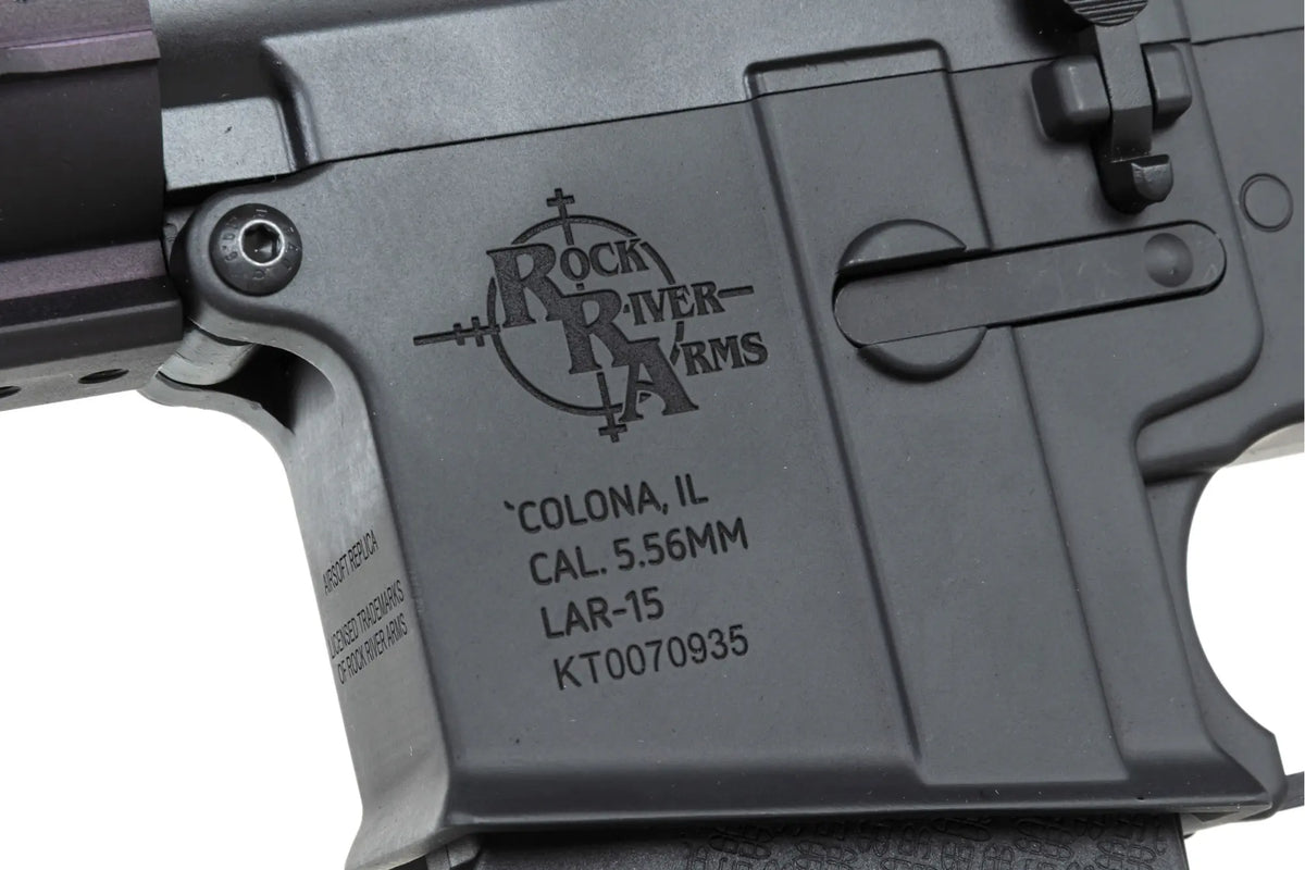 Specna Arms RRA SA-E05 EDGE™ HAL™ ETU Light Ops Stock airsoft Carbine