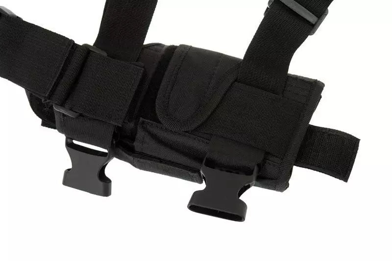 Thigh holster with magazine pouch