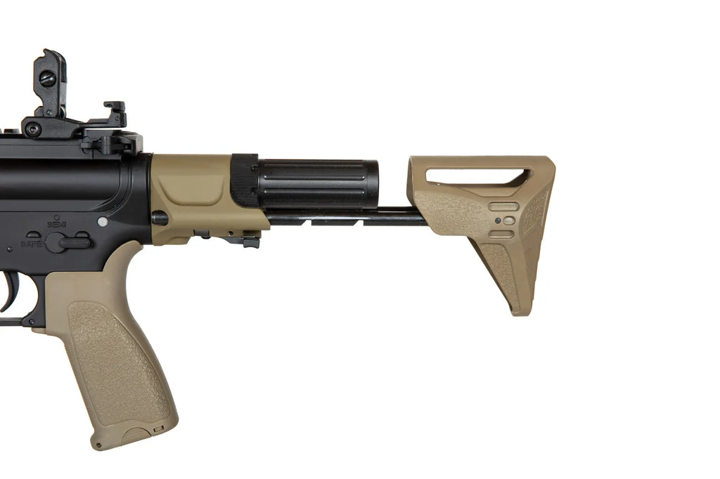 Specna Arms RRA &amp; SI SA-E17 EDGE™ PDW HAL2 ™ Half-Tan airsoft rifle