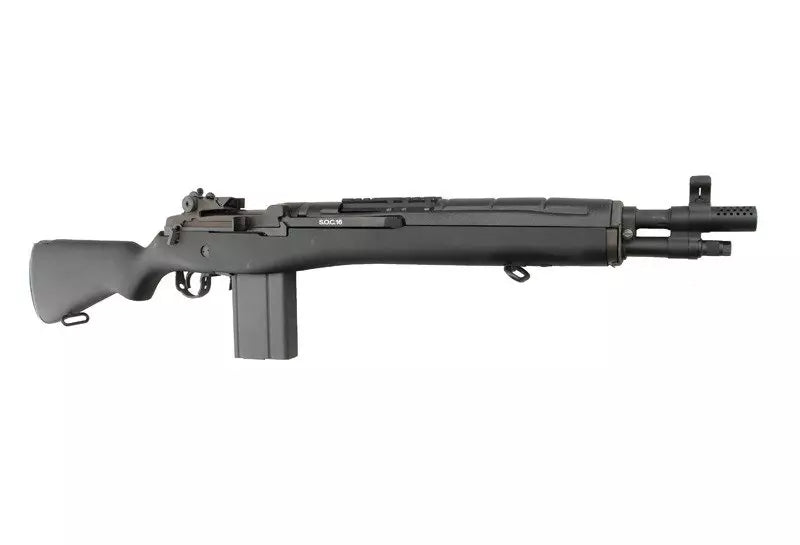 S.O.C. 16 sniper rifle replica