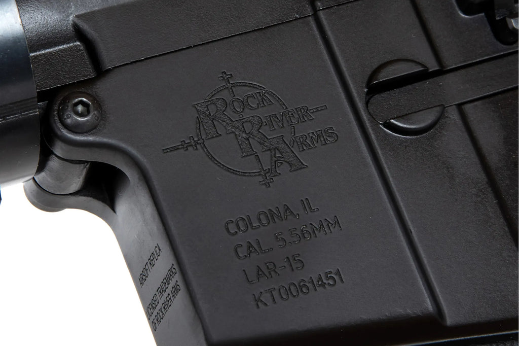 Specna Arms SA-E11 EDGE™ Light Ops Stock airsoft Carbine (OUTLET)