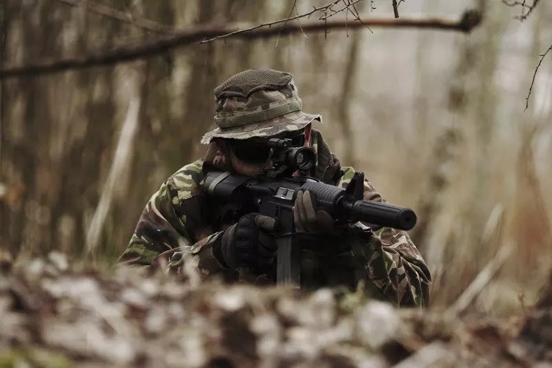 Battle II Reflex Sight with Laser Sight Replica