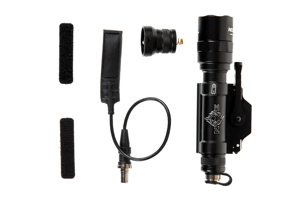 M620U Scout Flashlight – Black
