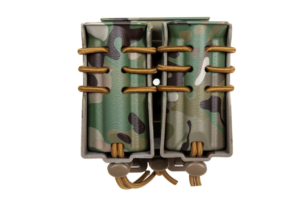 Carrier for 2 9mm magazines and an M4/M16 magazine Wosport Urban Assault Quick Pull Multicam