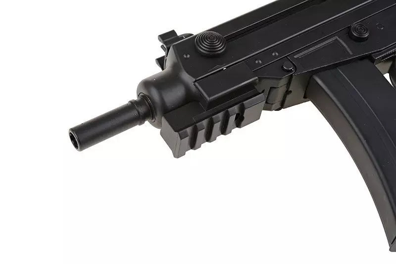 R2C submachine gun replica
