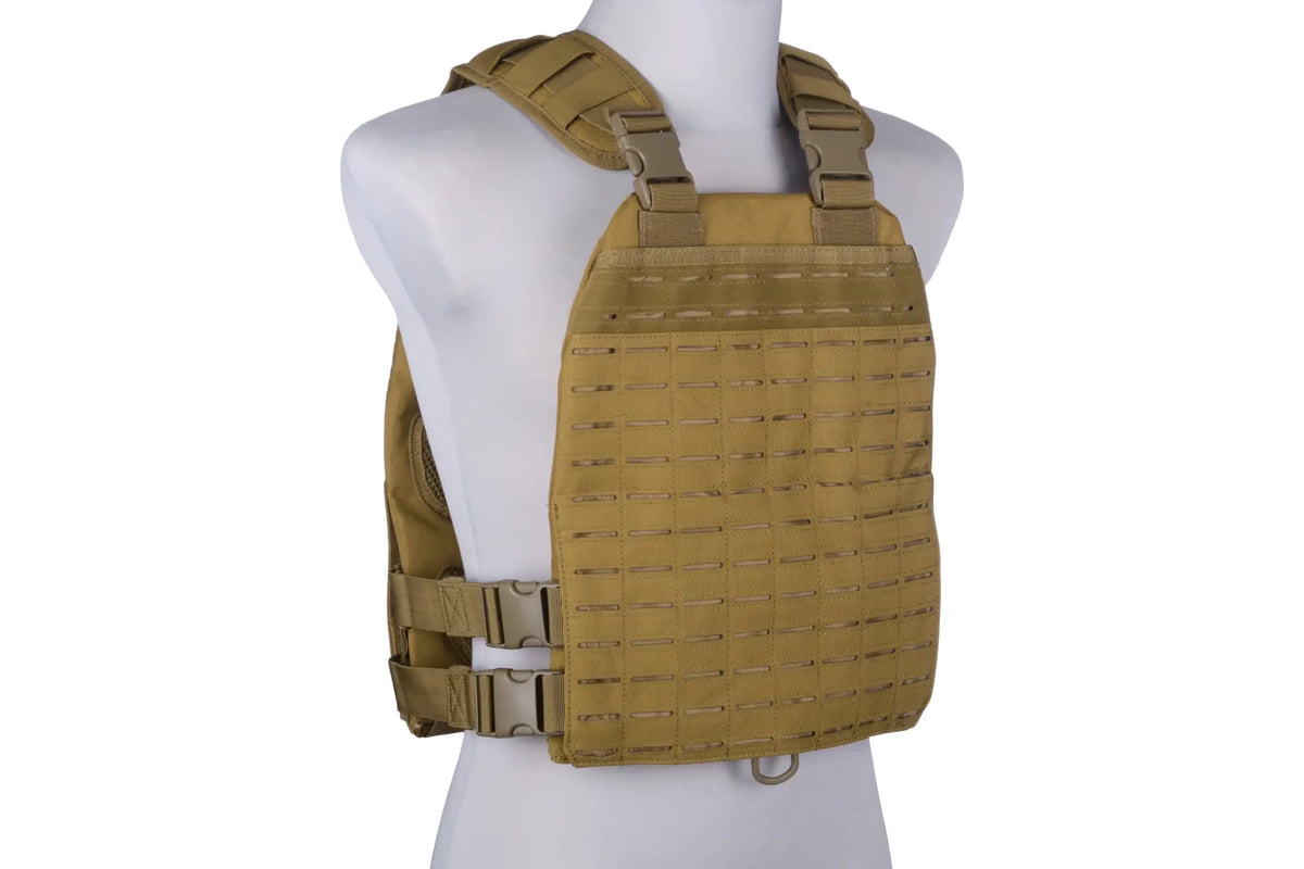 Laser-cut plate carrier type tactical vest - tan