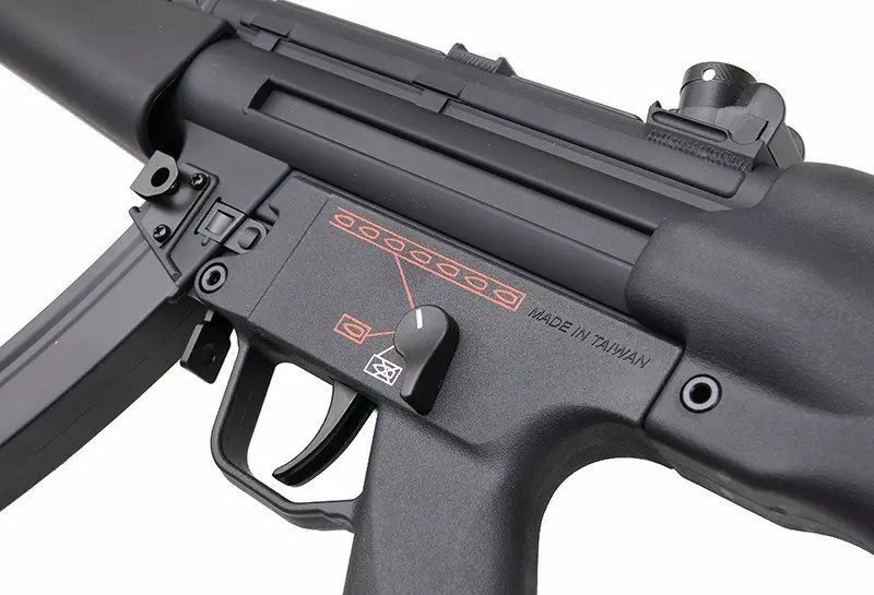 EGM A4 STD submachine gun replica