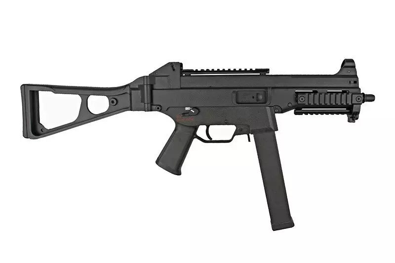 H&K UMP sub-machinegun replica
