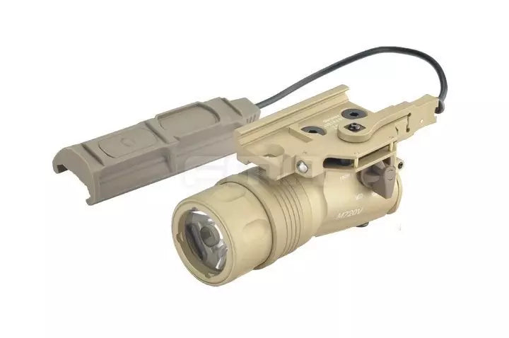 FMA M720V Flashlight – Dark Earth