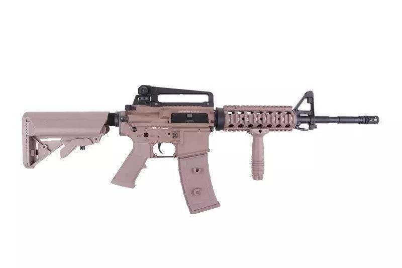 LMT Defender RIS carbine replica - tan