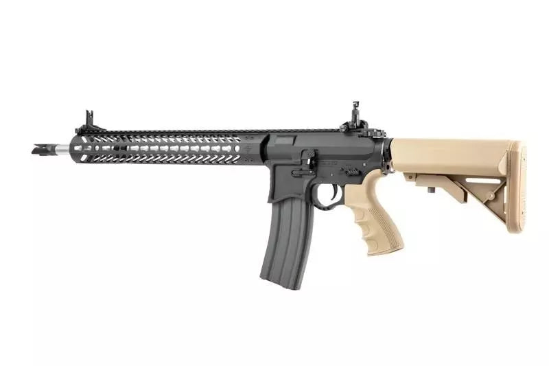 AR15 SBR8 SP223 Carbine Replica - black/tan
