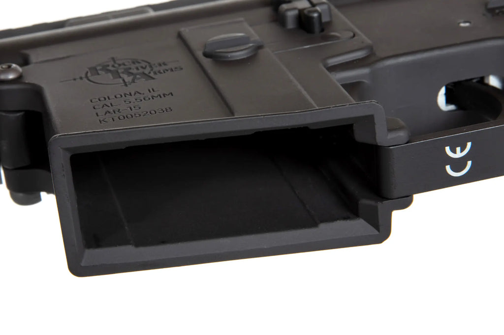 Specna Arms SA-E08 EDGE™ Kestrel™ ETU 1.14 J Light Ops Stock airsoft rifle Black