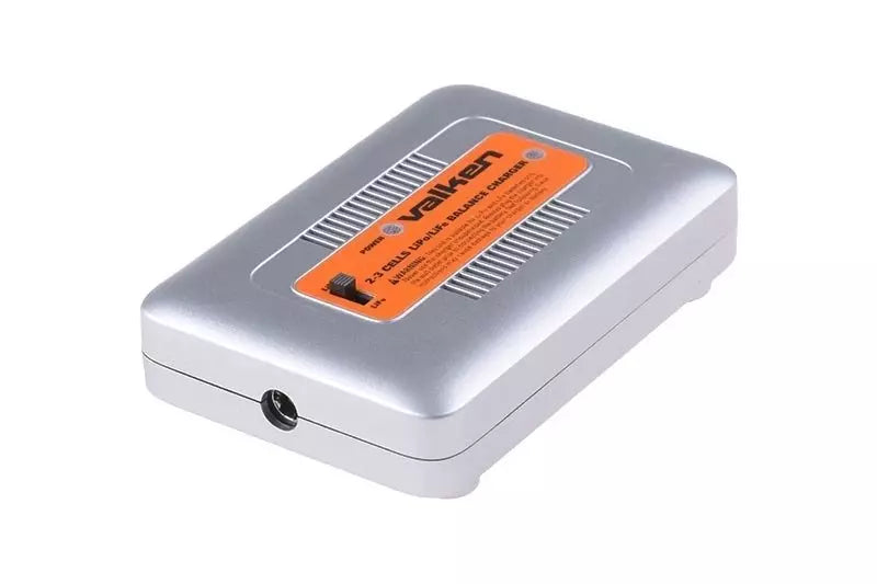 Microprocessor-based charger with LiPo/LiFe 2-3 Cells balancer