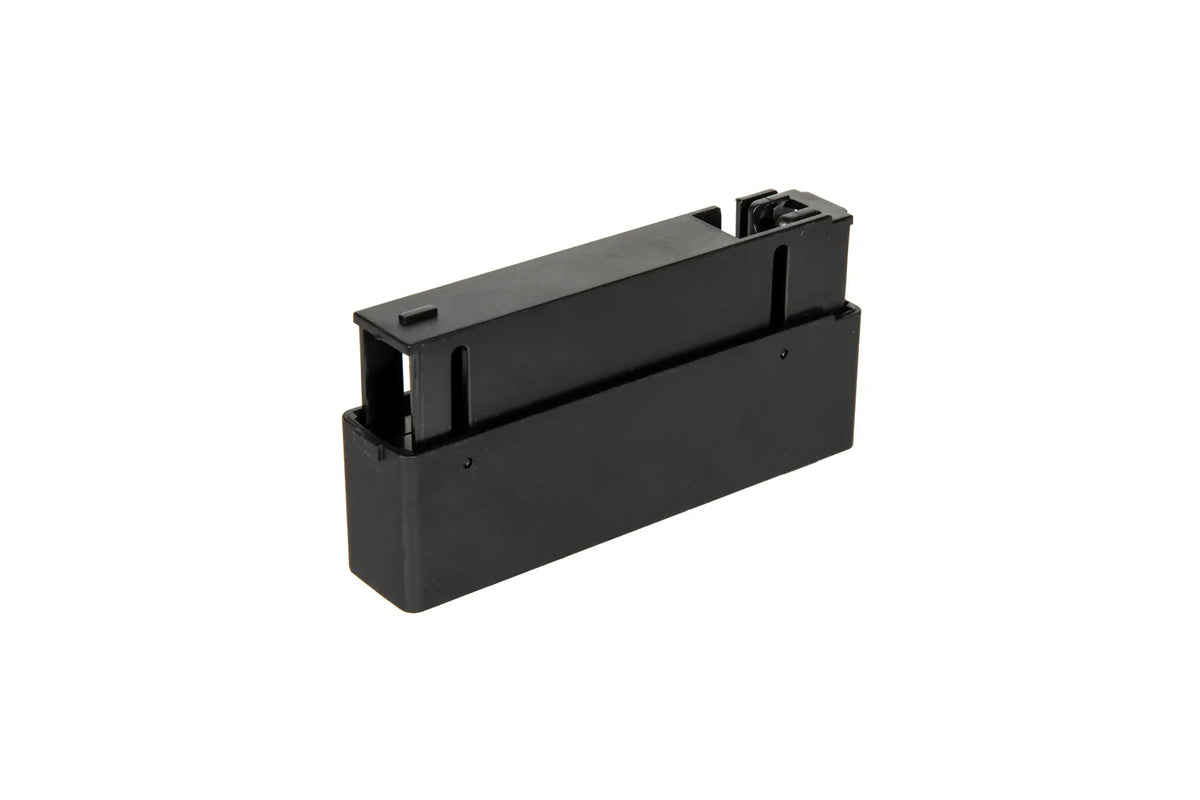CM706 Magazine