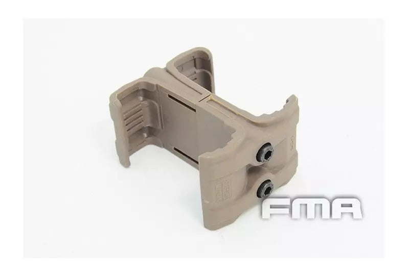 PMAG Mrg Link - tan