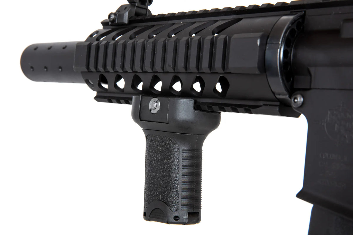 Specna Arms SA-E11 EDGE™ Light Ops Stock airsoft Carbine (OUTLET)