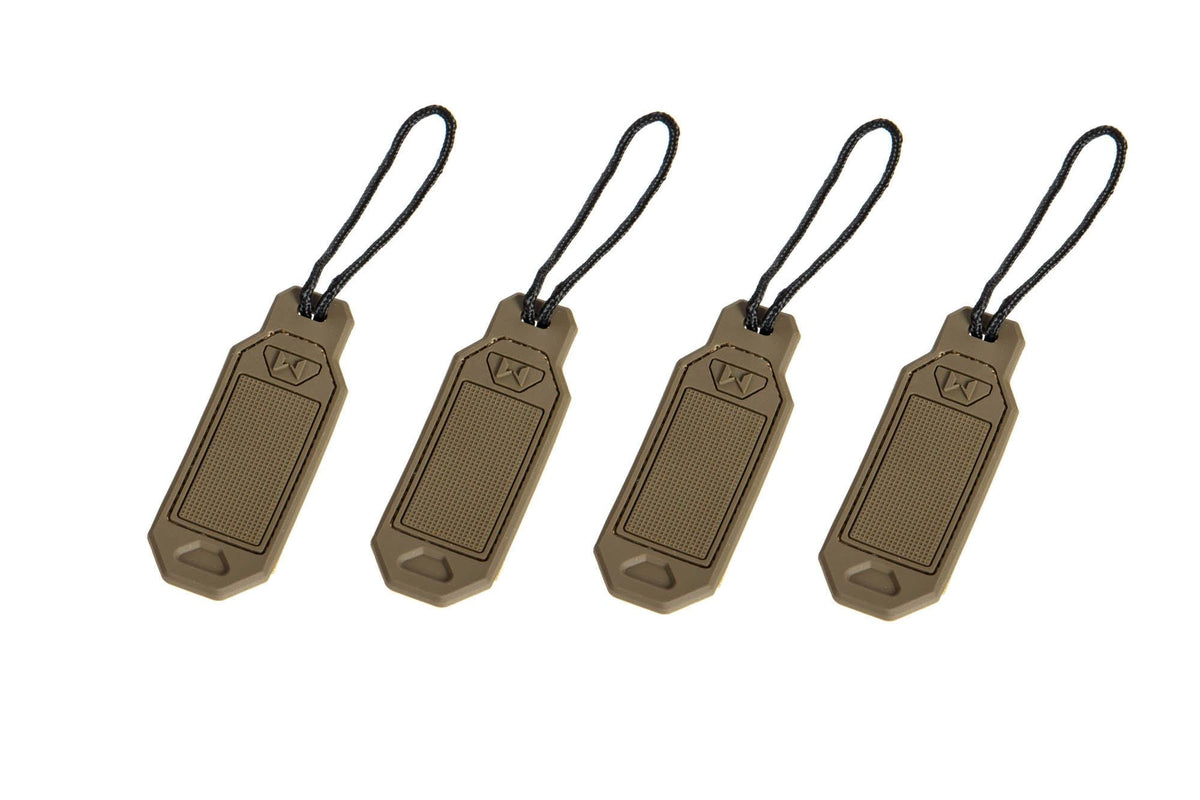 Set of personalized tags - tan