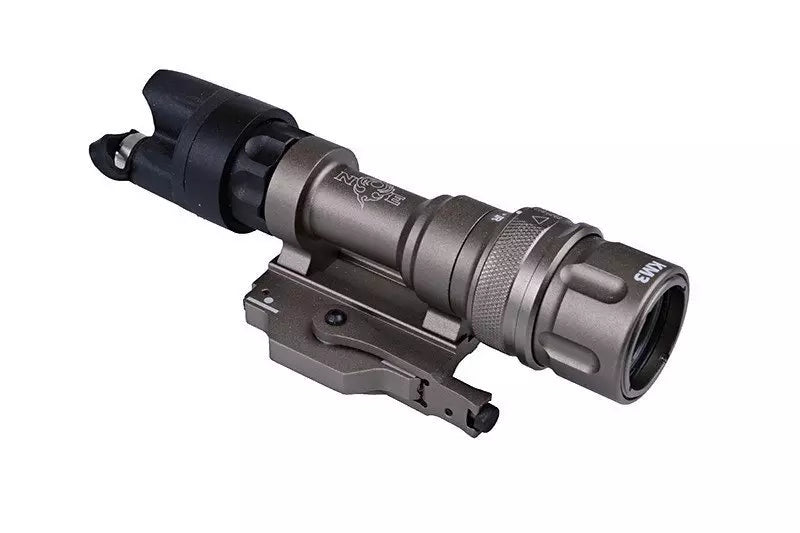 M952V tactical flashlight - dark earth