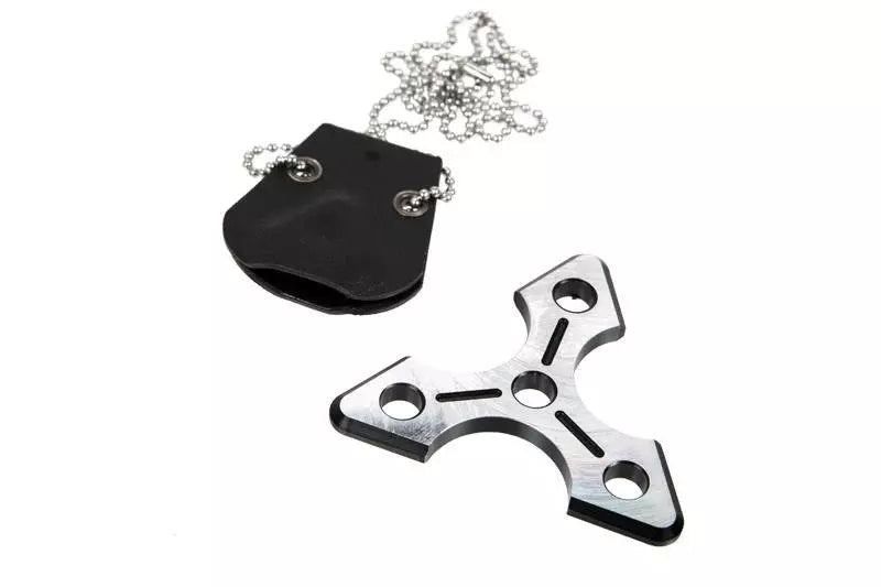 Shuriken necklace - black