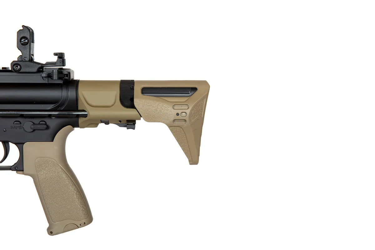 Specna Arms RRA &amp; SI SA-E17 EDGE™ PDW HAL2 ™ Half-Tan airsoft rifle